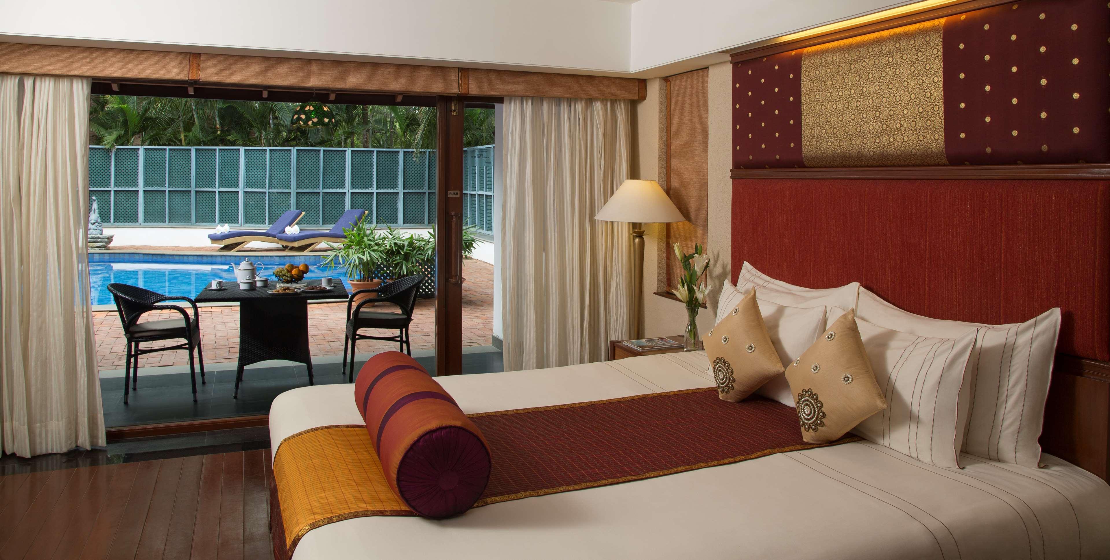 Radisson Blu Resort Temple Bay Mamallapuram Экстерьер фото A room at the Taj Bengal